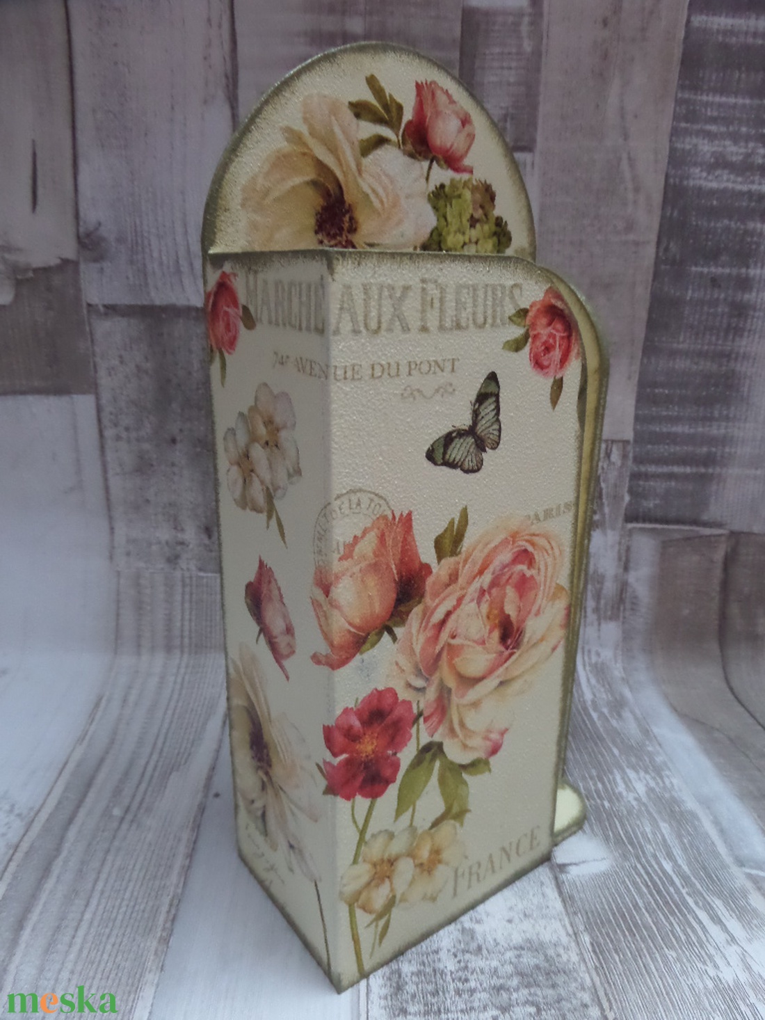 Papírzsebkendőtartó rózsa mintával 100 darabos papírzsebkendőhöz - otthon & lakás - tárolás & rendszerezés - zsebkendőtartó - Meska.hu