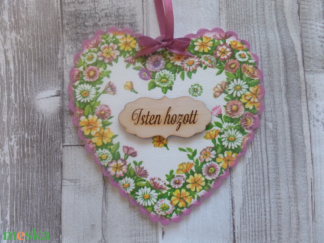Tavaszi virágos ajtódísz,üdvözlőtábla,kopogtató szív alakú fodros szélű - otthon & életmód - dekoráció - ajtó- és ablak dekoráció - ajtódísz & kopogtató - Meska.hu Tavaszi virágos ajtódísz,üdvözlőtábla,kopogtató szív alakú fodros szélű - otthon & életmód - dekoráció - ajtó- és ablak dekoráció - ajtódísz & kopogtató - Meska.hu
