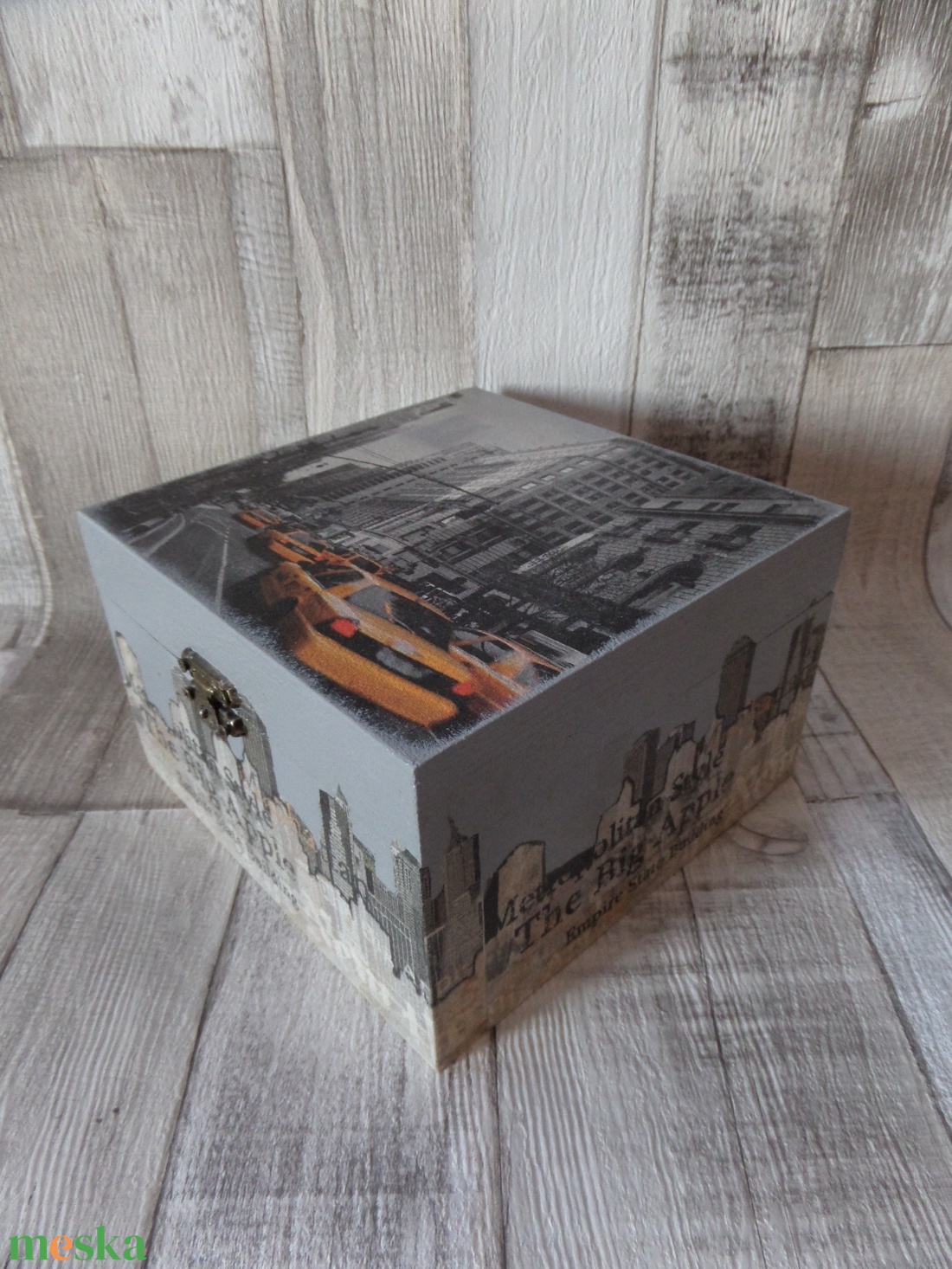 New York taxi mintás fa doboz 15x15 cm - otthon & életmód - tárolás & rendszerezés - doboz - Meska.hu New York taxi mintás fa doboz 15x15 cm - otthon & életmód - tárolás & rendszerezés - doboz - Meska.hu