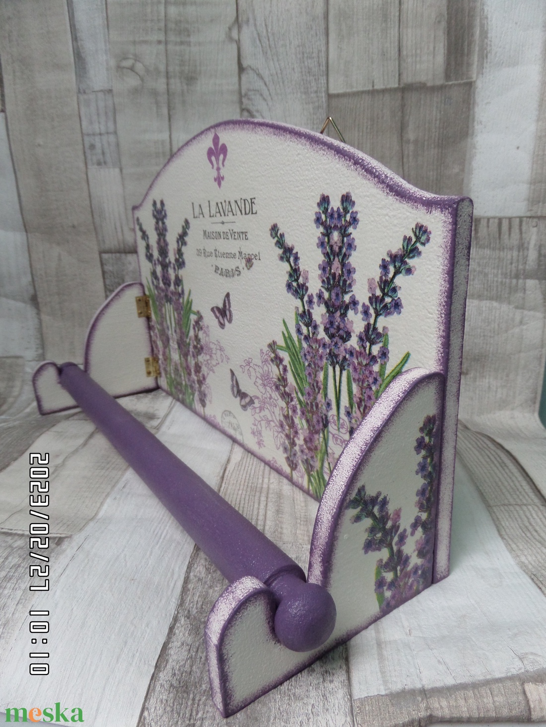 Levendula mintás fali konyhai  papírtörlőtartó - otthon & életmód - konyhafelszerelés, tálalás - konyhai dekoráció - konyhai dísz - Meska.hu