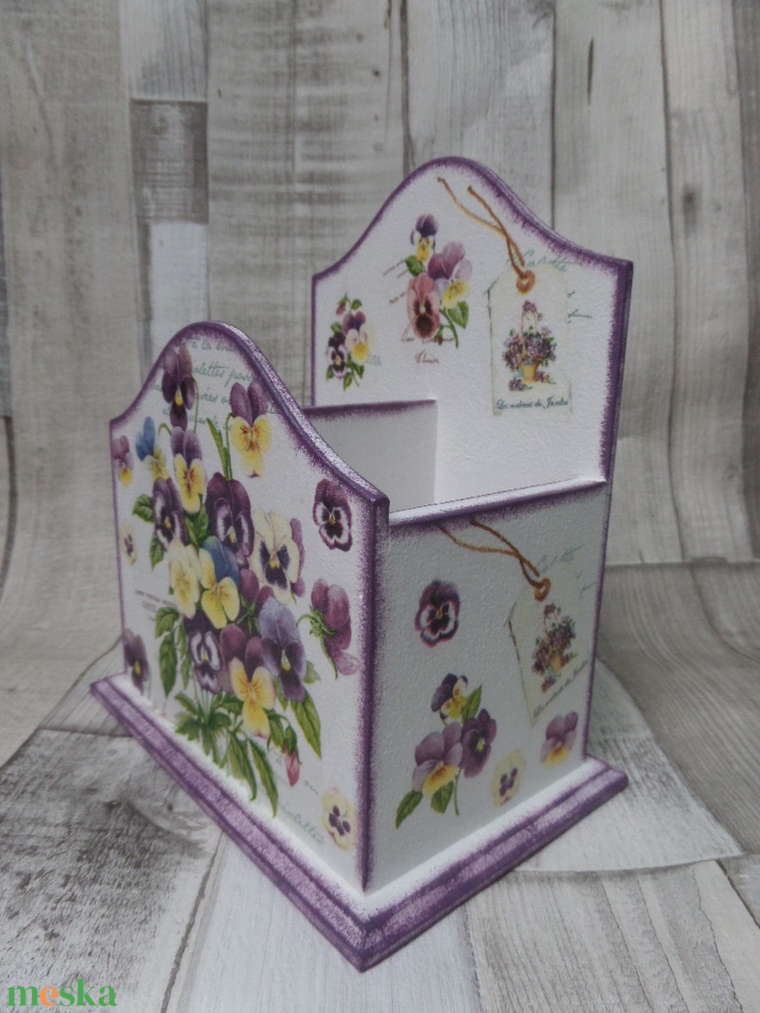 Asztali ceruzatartó,sminkecsettartó árvácska vagy orchidea mintával - szépségápolás - arcápolás - smink kellék - Meska.hu Asztali ceruzatartó,sminkecsettartó árvácska vagy orchidea mintával - szépségápolás - arcápolás - smink kellék - Meska.hu