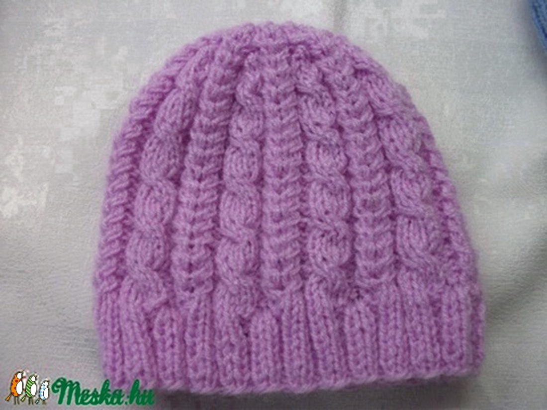 Kötött sapka. Bébi sapka 4-6 hónapos babáknak, kapucni alá - ruha & divat - babaruha & gyerekruha - babasapka - Meska.hu