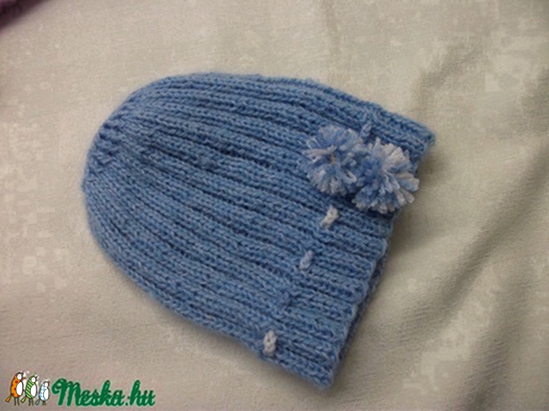 Kötött sapka. Bébi sapka 4-6 hónapos babáknak, kapucni alá - ruha & divat - babaruha & gyerekruha - babasapka - Meska.hu
