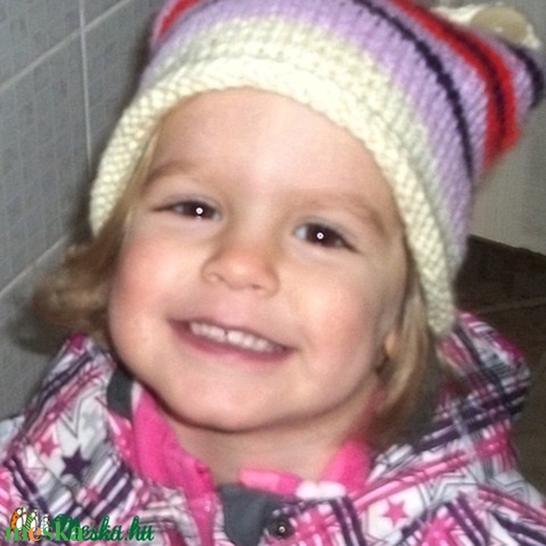 Újszerű, kötött, csíkos, színes, meleg kislány sapka -  - Meska.hu