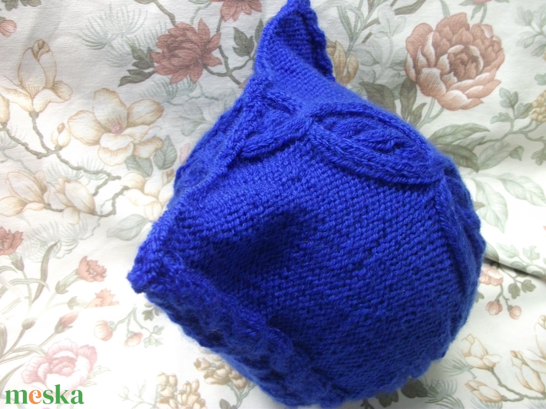 Királykék kötött felnőtt cica sapka - ruha & divat - sál, sapka, kendő - sapka - Meska.hu