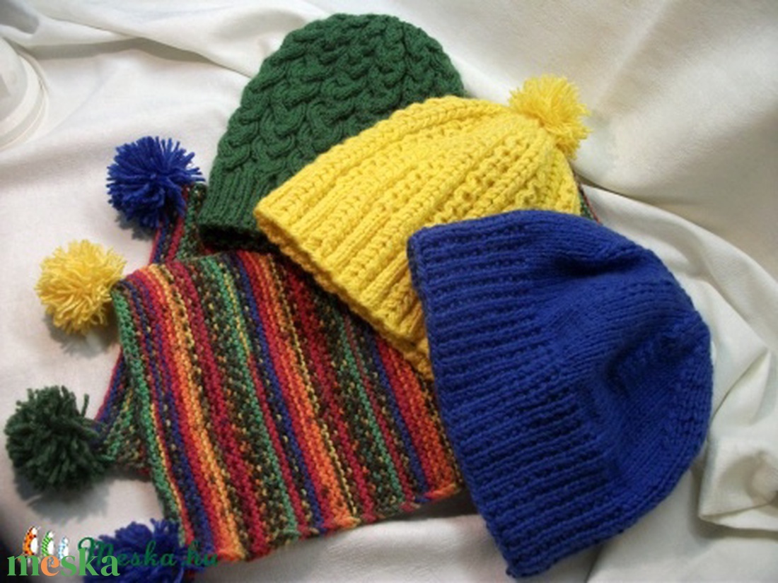 Sárga, kék, meleg sapka sál együttes, garnitúra, sárga zöld királykék - ruha & divat - sál, sapka, kendő - sapka & sál szett - Meska.hu