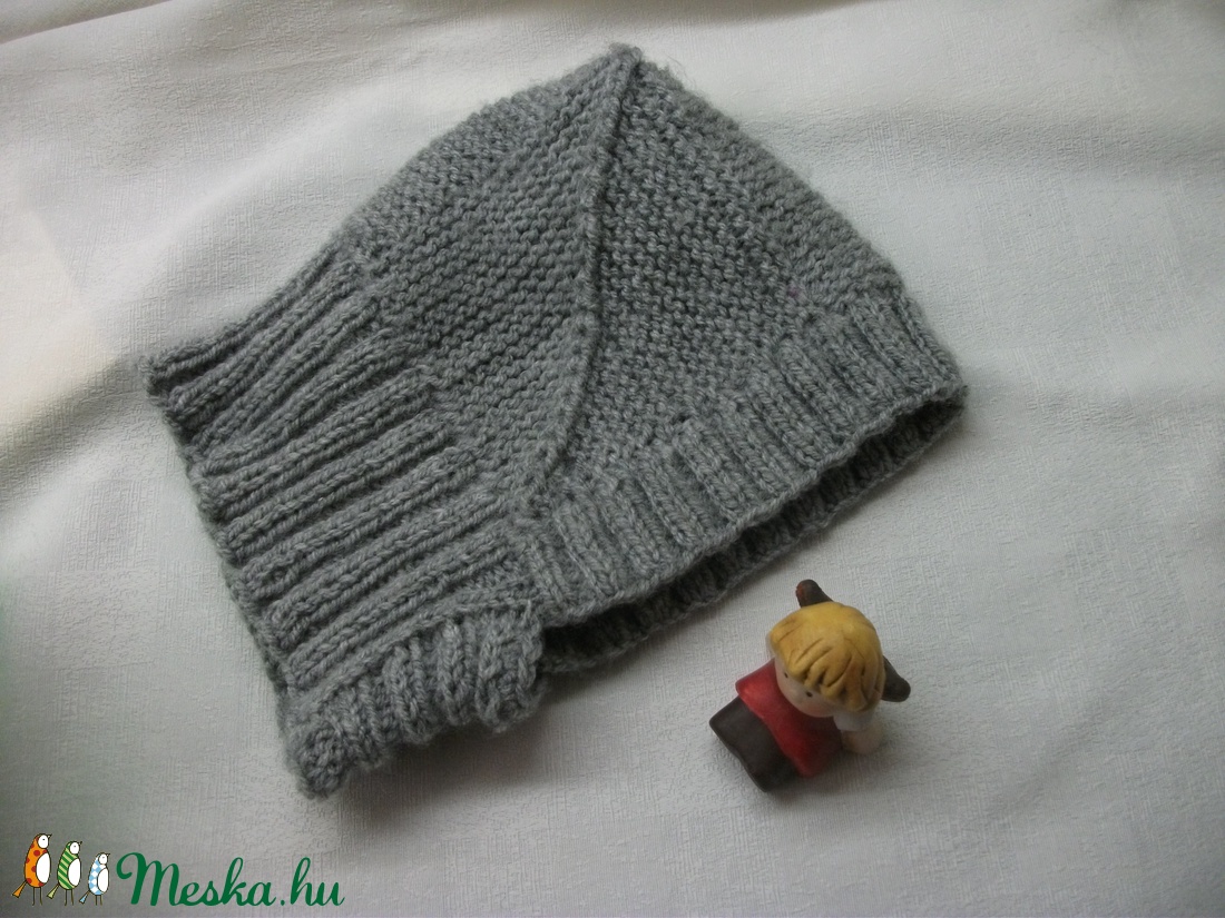 Pilóta, vagy űrhajós, kötött bébi sapka -  - Meska.hu