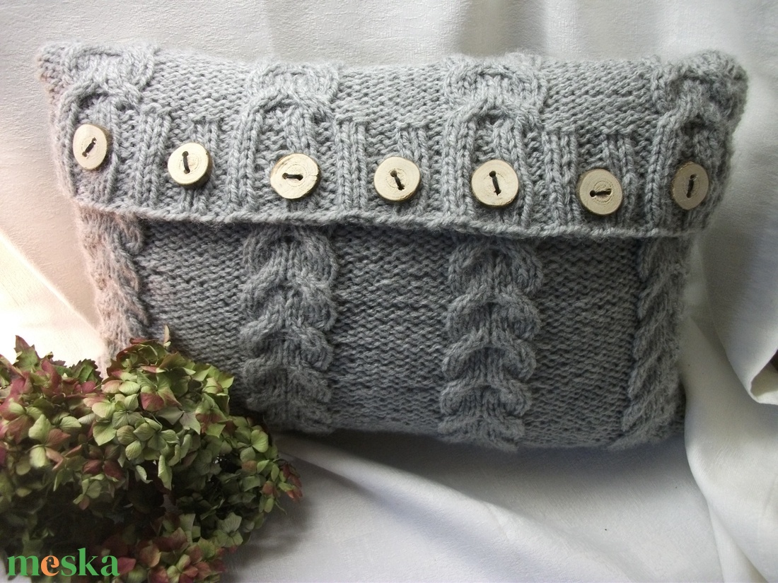 Kézzel kötött, szürke  párna huzat - otthon & életmód - lakástextil - díszpárnahuzat - Meska.hu