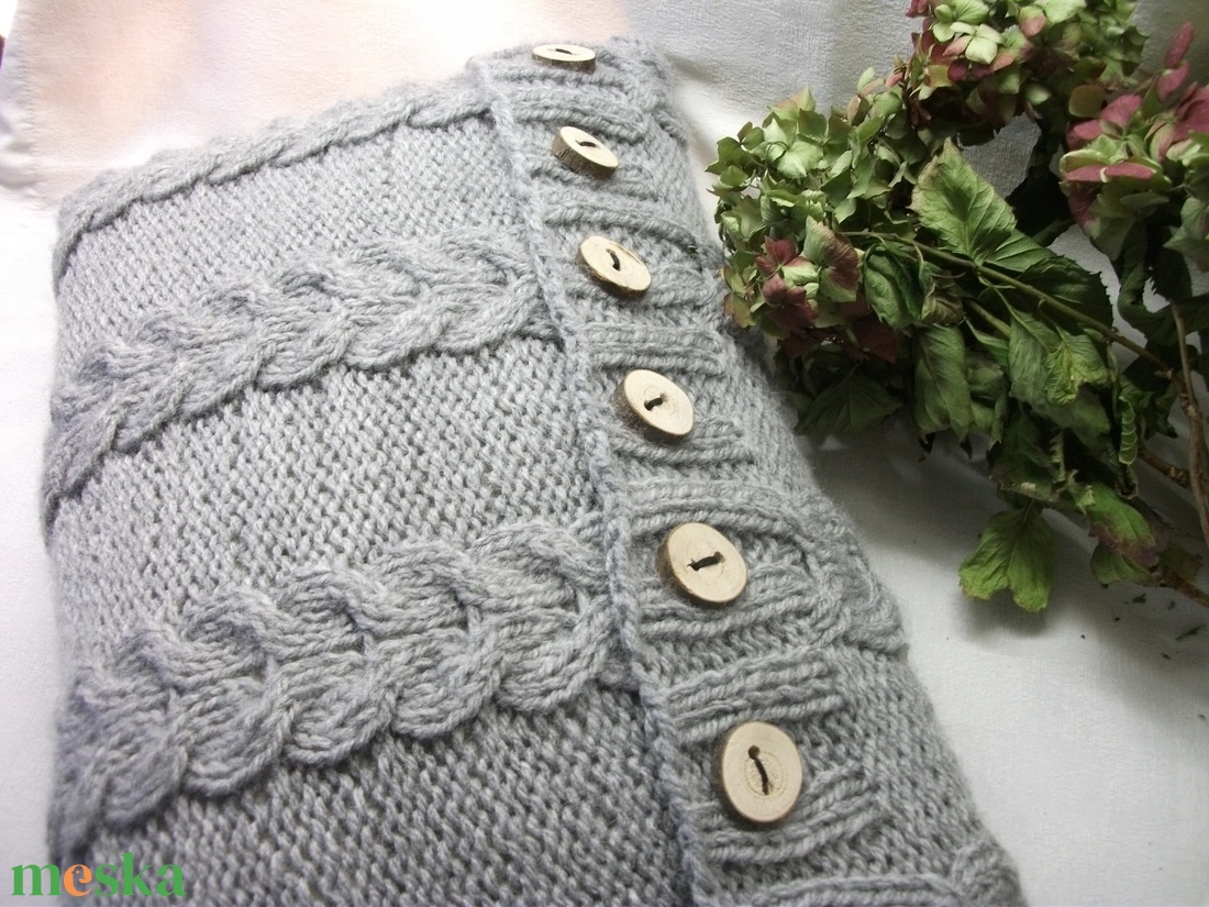 Kézzel kötött, szürke  párna huzat - otthon & életmód - lakástextil - díszpárnahuzat - Meska.hu