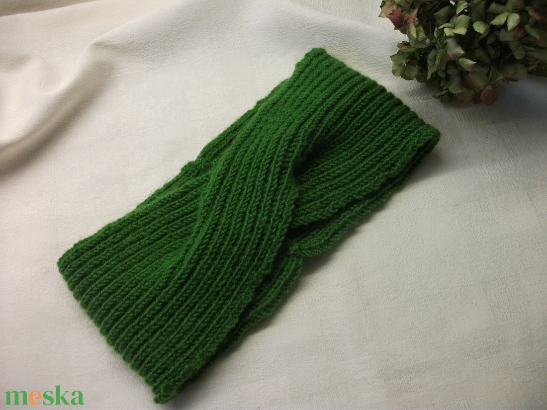 Lombzöld, atmeneti, kötött , széles fejpánt - ruha & divat - sál, sapka, kendő - fejpánt - Meska.hu