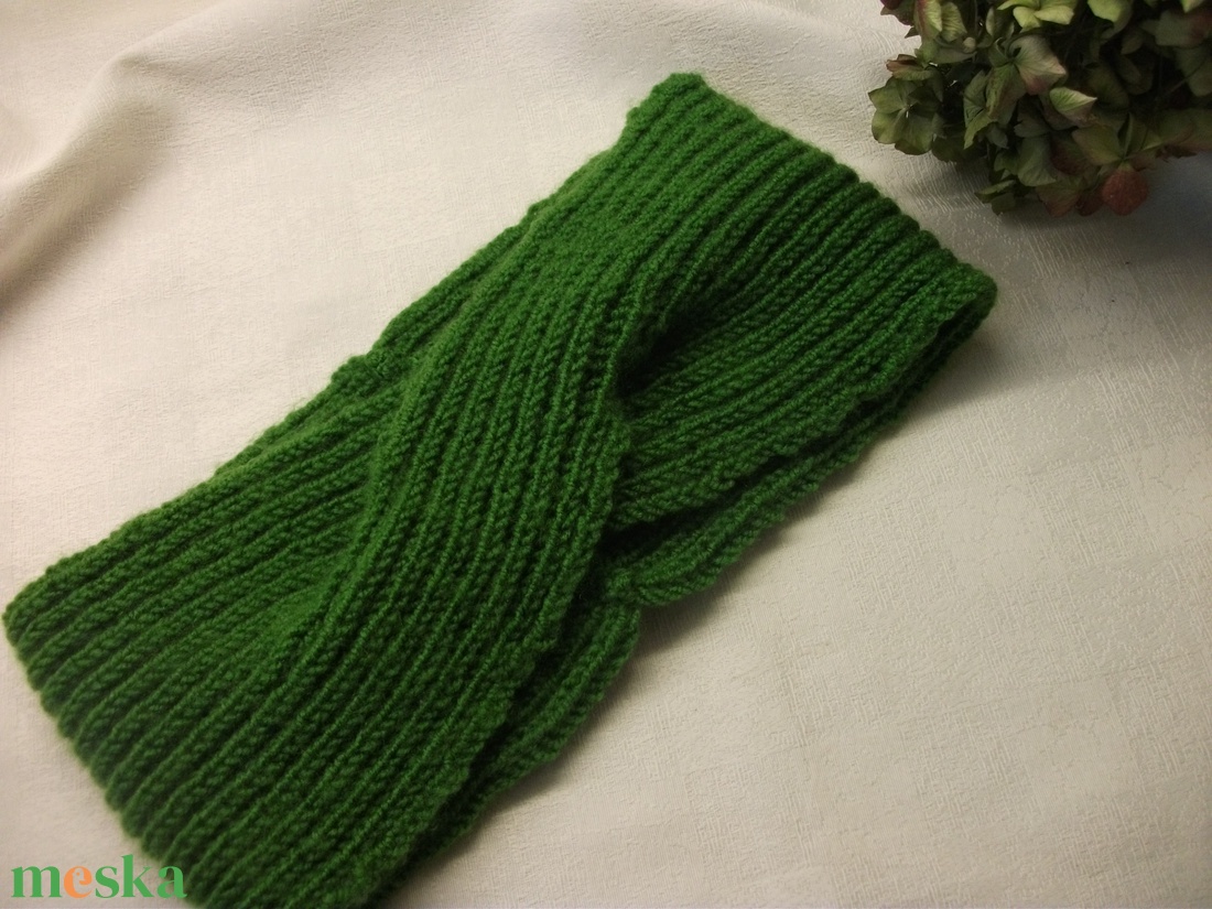 Lombzöld, atmeneti, kötött , széles fejpánt - ruha & divat - sál, sapka, kendő - fejpánt - Meska.hu