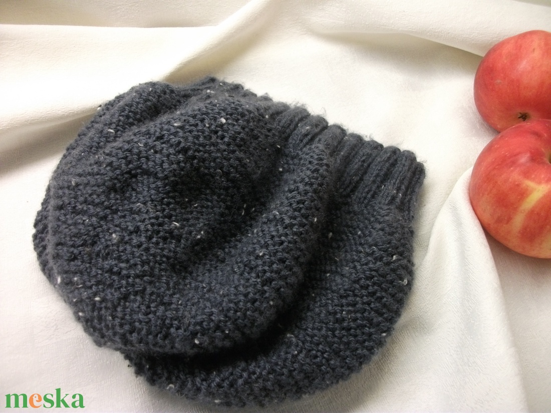 Meleg kötött, kék, moppos, női sapka - ruha & divat - sál, sapka, kendő - fejpánt - Meska.hu