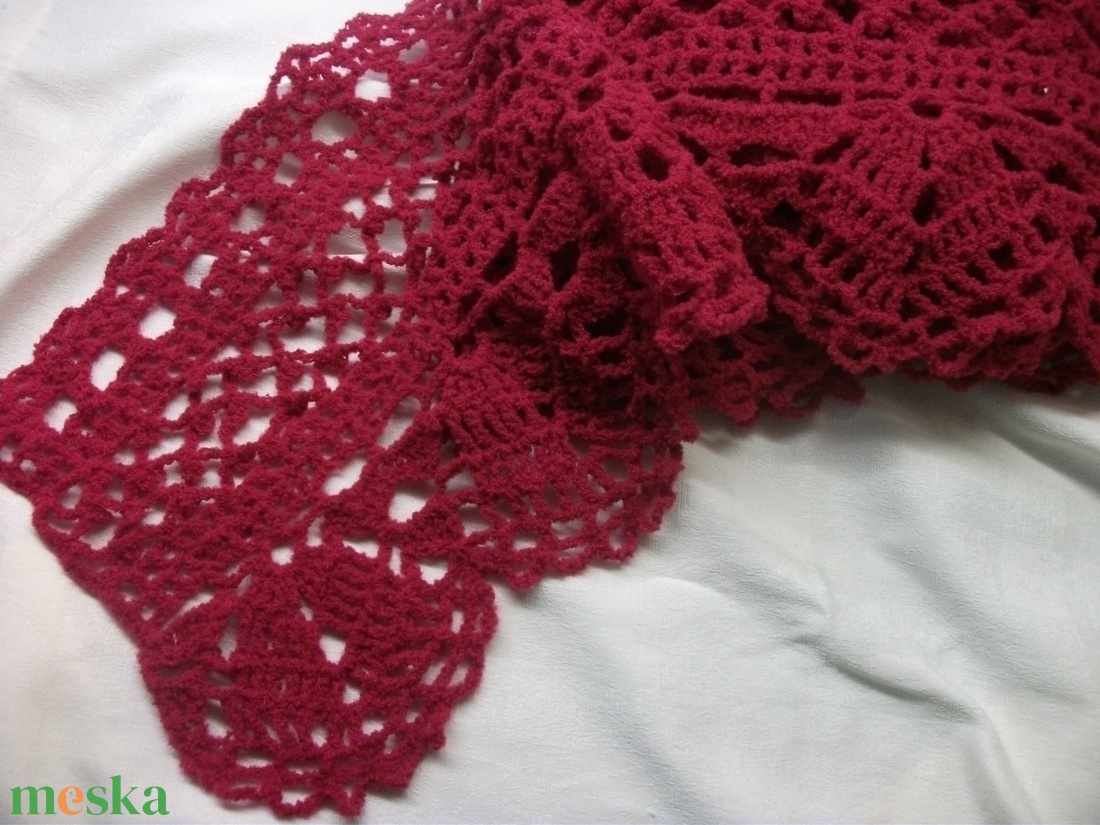 Tinta-piros, vagy pink, horgolt sál - ruha & divat - sál, sapka, kendő - sál - Meska.hu