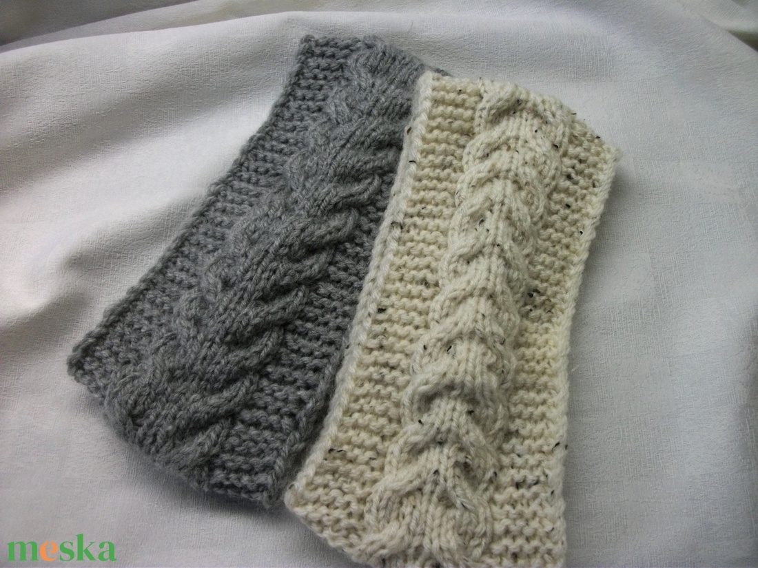 Szürke és nyers-moppos. Partner fejpánt,  hajpánt, párban, vagy szólóban, sapka helyett - ruha & divat - sál, sapka, kendő - fejpánt - Meska.hu Szürke és nyers-moppos. Partner fejpánt,  hajpánt, párban, vagy szólóban, sapka helyett - ruha & divat - sál, sapka, kendő - fejpánt - Meska.hu