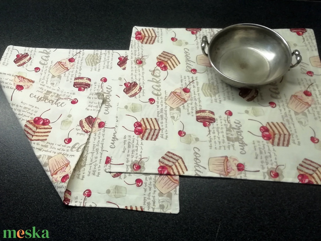 Tányér alátét süti tálaláshoz  - otthon & életmód - konyhafelszerelés, tálalás - tálalás - terítő - Meska.hu