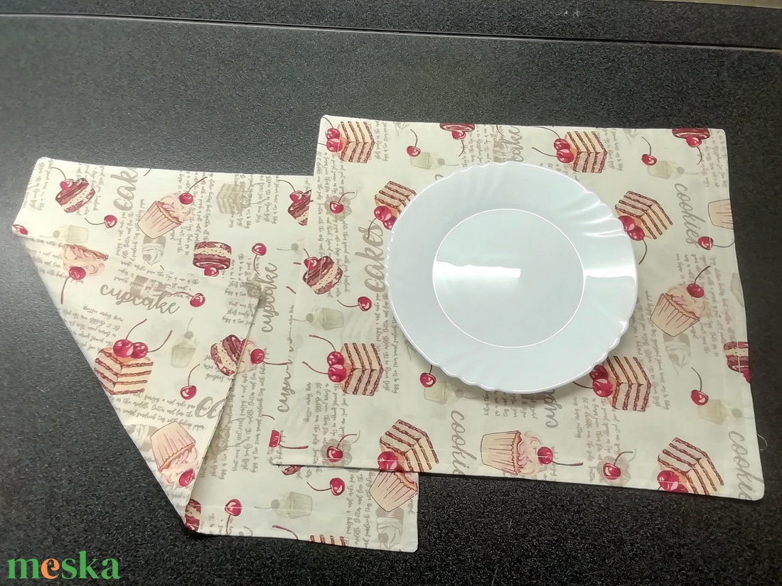 Tányér alátét süti tálaláshoz  - otthon & életmód - konyhafelszerelés, tálalás - tálalás - terítő - Meska.hu