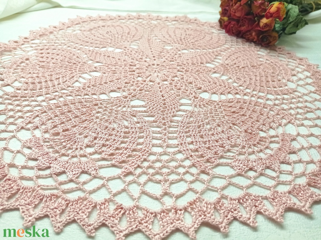 Horgolt csipke terítő 45cm - otthon & életmód - dekoráció - asztal és polc dekoráció - horgolt & csipketerítő - Meska.hu Horgolt csipke terítő 45cm - otthon & életmód - dekoráció - asztal és polc dekoráció - horgolt & csipketerítő - Meska.hu