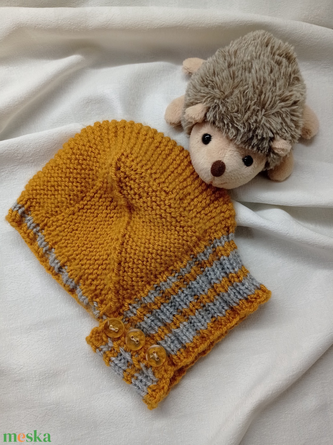 Pilóta, vagy űrhajós, kötött bébi sapka - ruha & divat - babaruha & gyerekruha - babasapka - Meska.hu