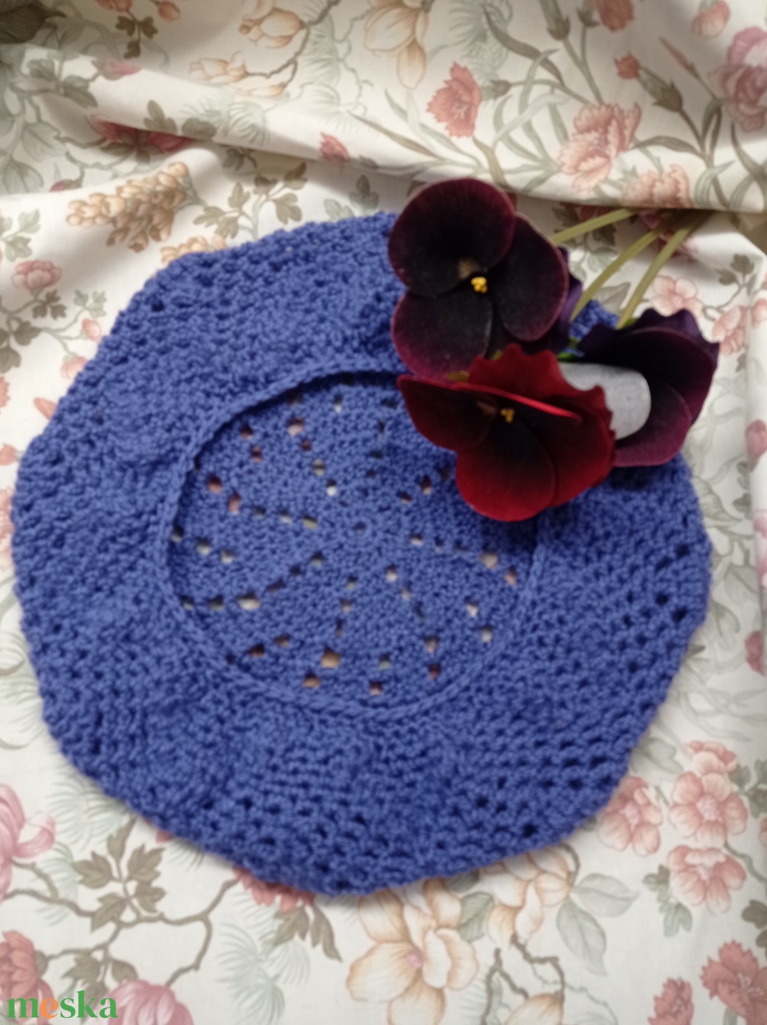 Horgolt, lila barett sapka - ruha & divat - sál, sapka, kendő - sapka - Meska.hu Horgolt, lila barett sapka - ruha & divat - sál, sapka, kendő - sapka - Meska.hu