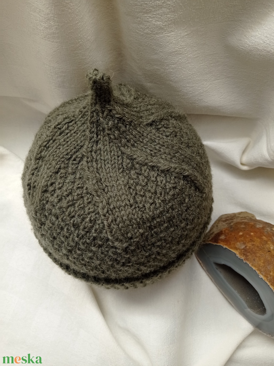 Oliva zöld , tiszta gyapjú kötött  sapka - ruha & divat - sál, sapka, kendő - sapka - Meska.hu