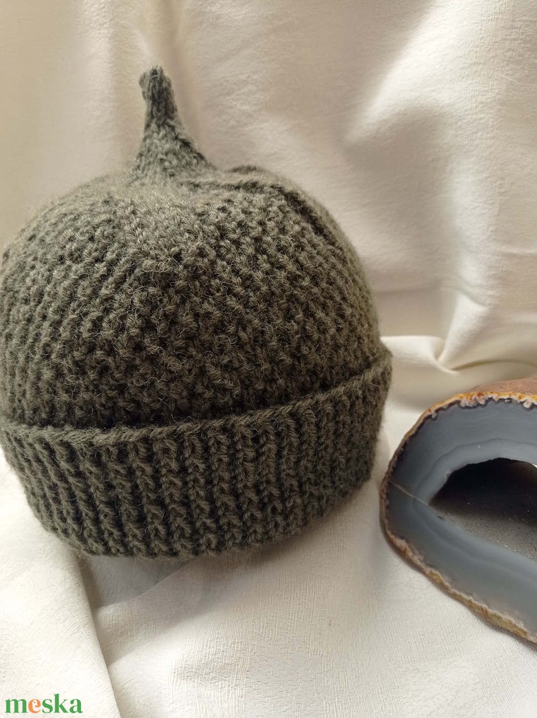 Oliva zöld , tiszta gyapjú kötött  sapka - ruha & divat - sál, sapka, kendő - sapka - Meska.hu