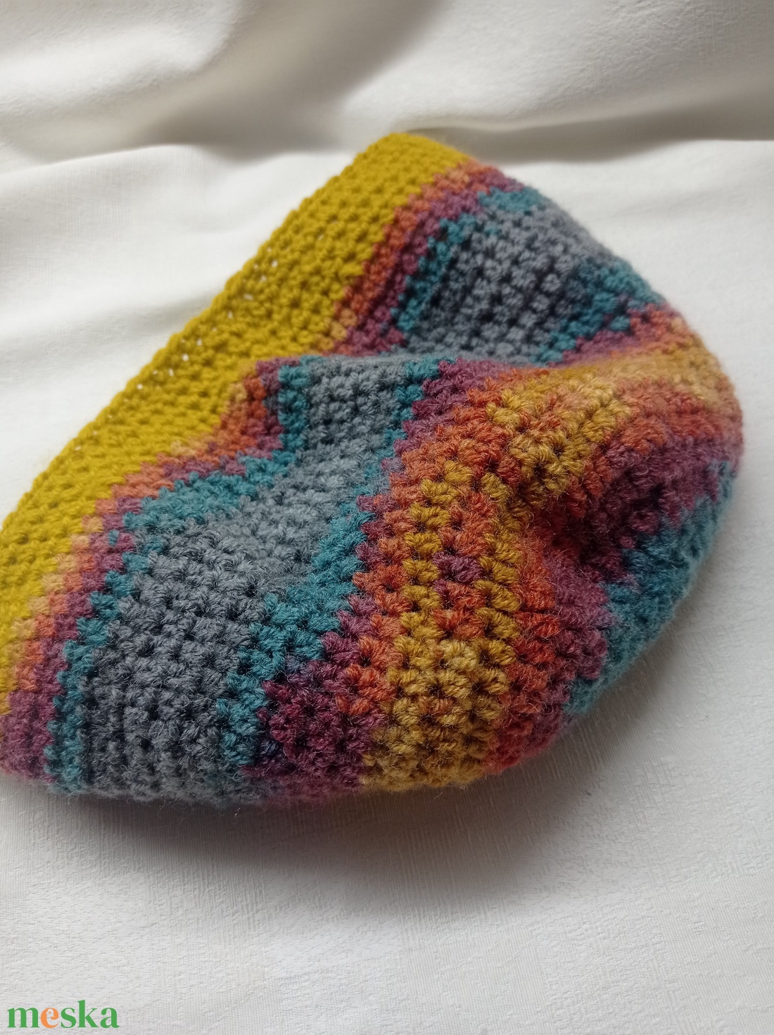 Horgolt, tarka sapka, férfinak, nőnek  - ruha & divat - sál, sapka, kendő - kalap - Meska.hu