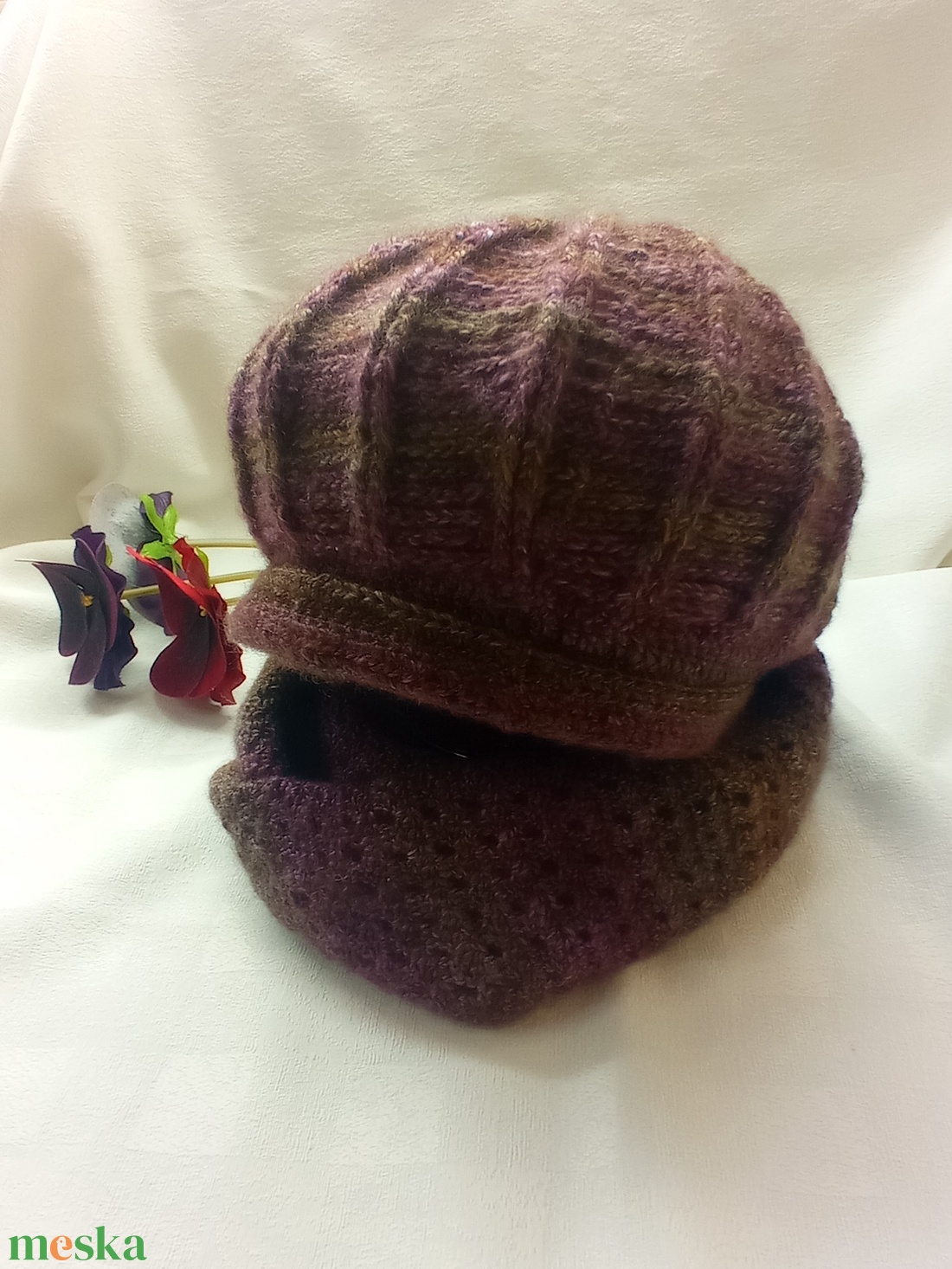 Horgolt, meleg, tarka körsál gyapjú tartalmú fonalból - ruha & divat - sál, sapka, kendő - sapka & sál szett - Meska.hu