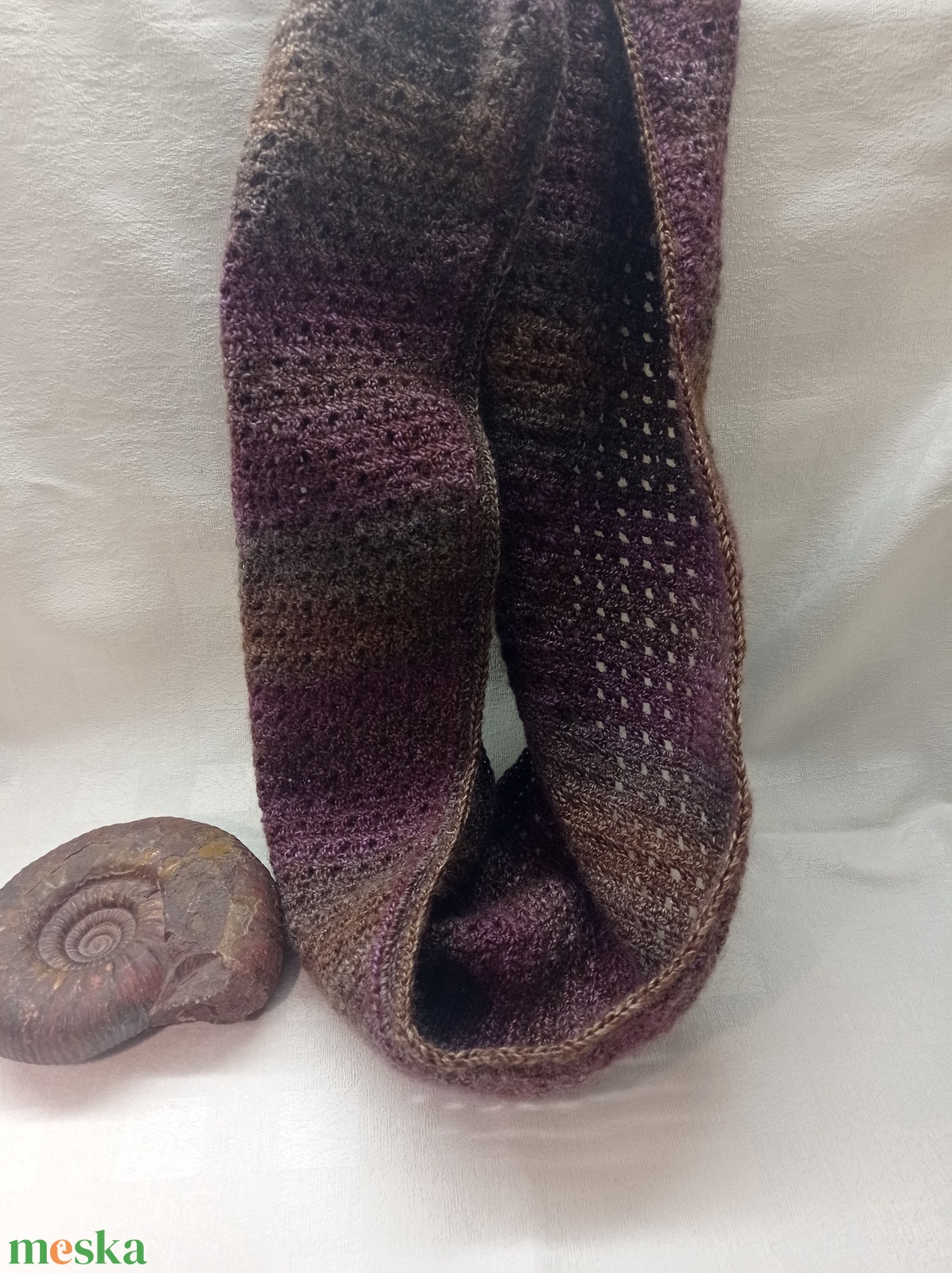 Horgolt, meleg, tarka körsál gyapjú tartalmú fonalból - ruha & divat - sál, sapka, kendő - sapka & sál szett - Meska.hu