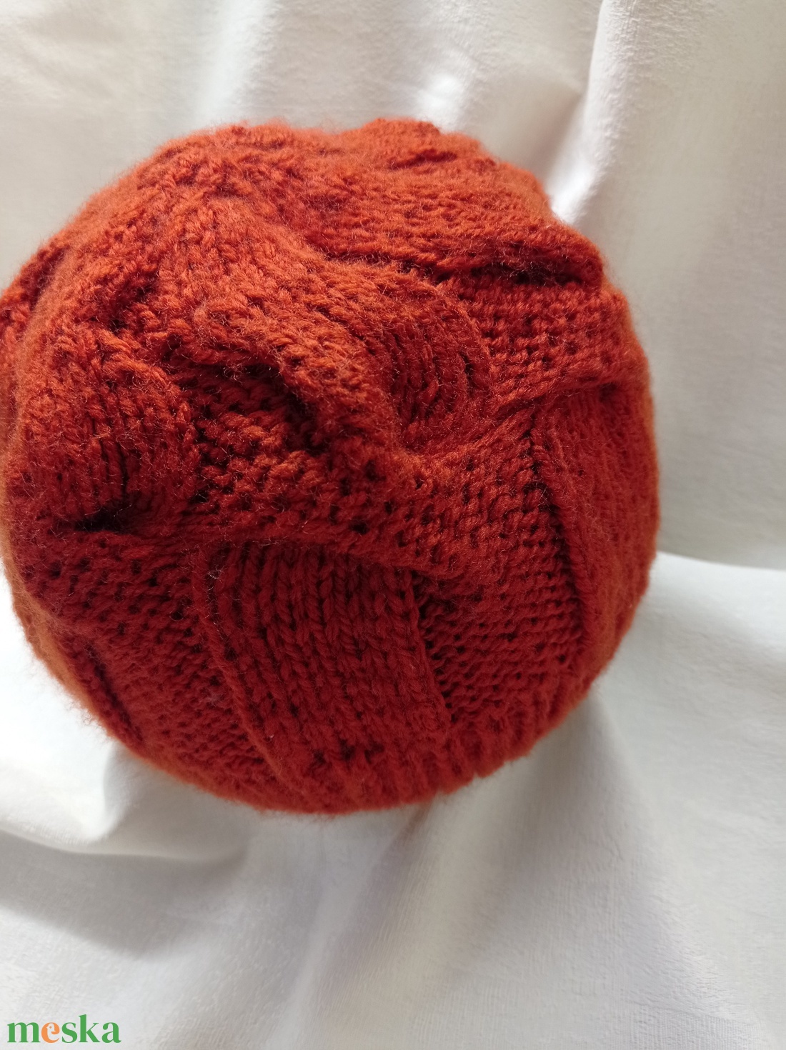 Rozsda barna vagy bézs kötött sapka különleges csavarásokkal - ruha & divat - sál, sapka, kendő - fejpánt - Meska.hu