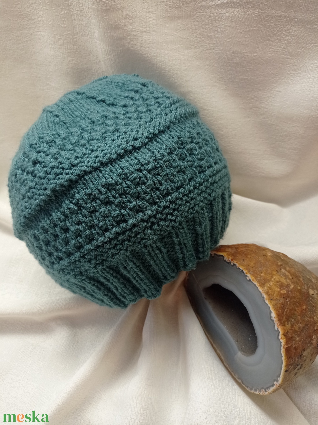 Kötött sapka, petrolkék? petrolzöld? - ruha & divat - sál, sapka, kendő - fejpánt - Meska.hu  Kötött sapka, petrolkék? petrolzöld? - ruha & divat - sál, sapka, kendő - fejpánt - Meska.hu