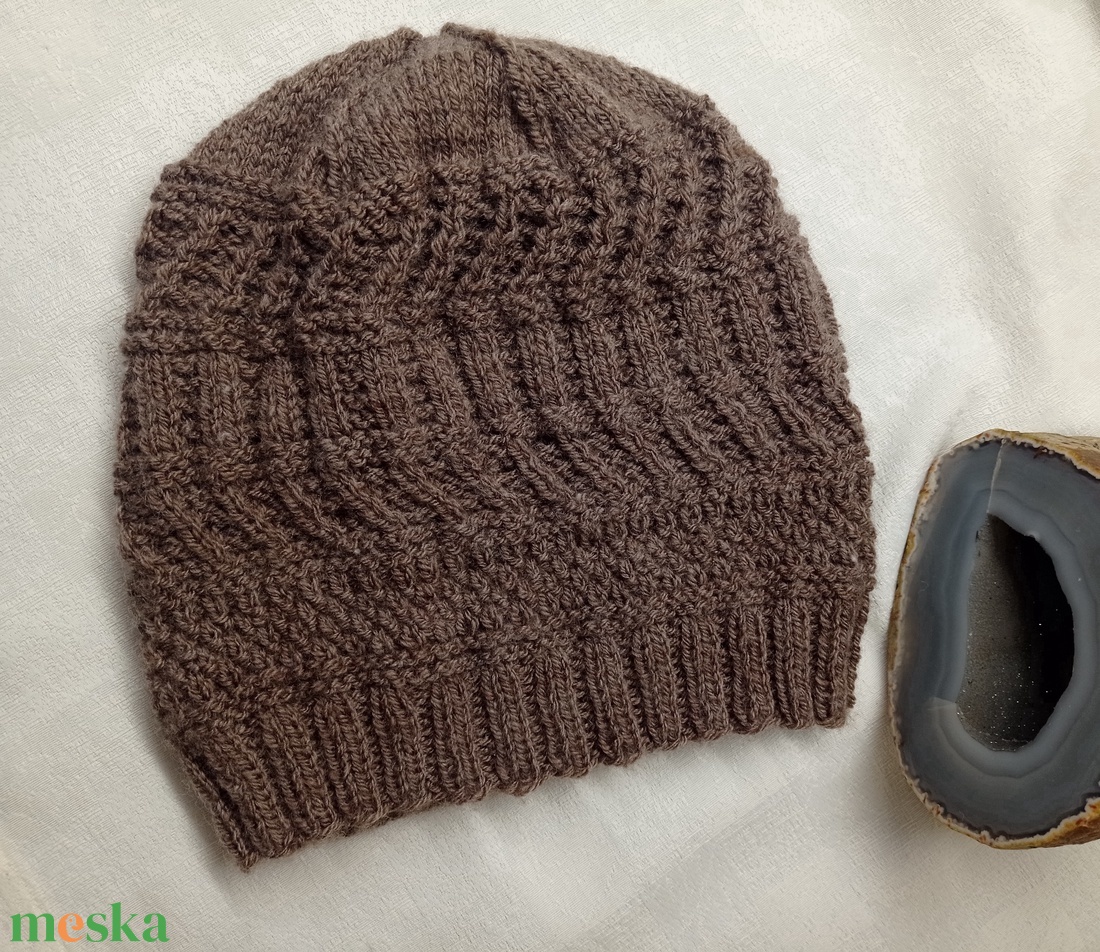 Barna  kötött sapka  akril szálból, férfi, női -  - Meska.hu
