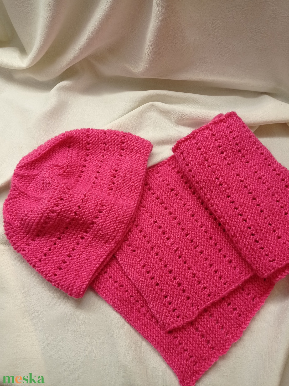 Világos pink, meleg sapka sál együttes, garnitúra - ruha & divat - sál, sapka, kendő - sapka & sál szett - Meska.hu