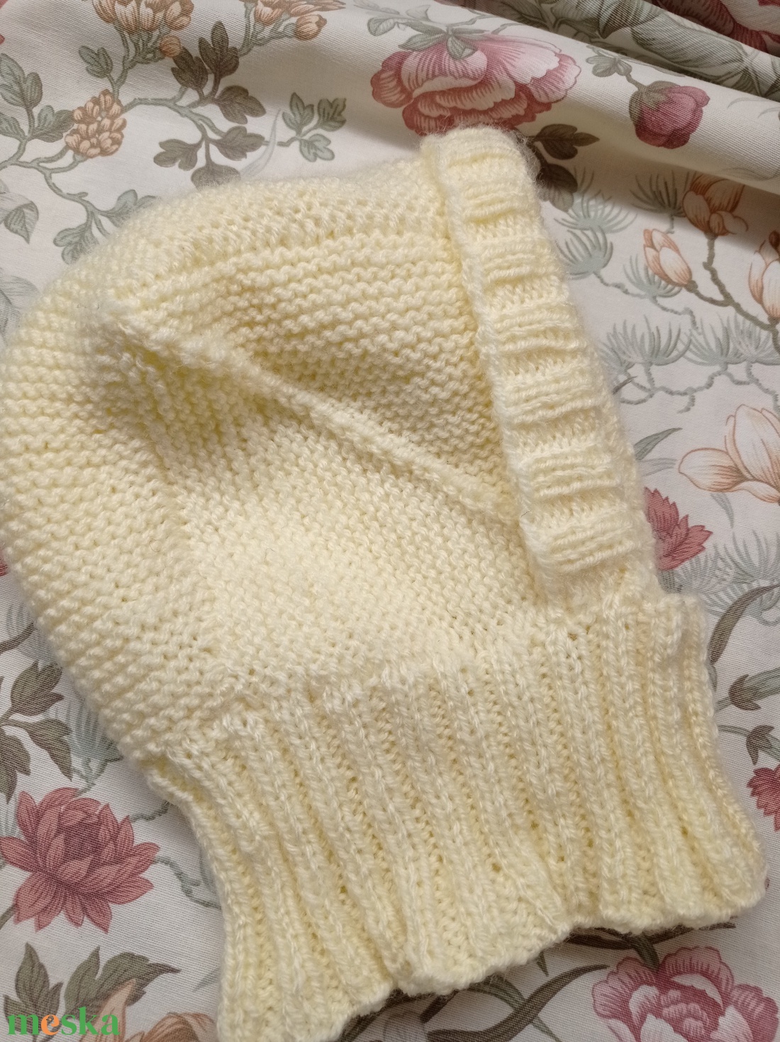 Pilóta, vagy űrhajós, kötött bébi sapka - ruha & divat - babaruha & gyerekruha - babasapka - Meska.hu