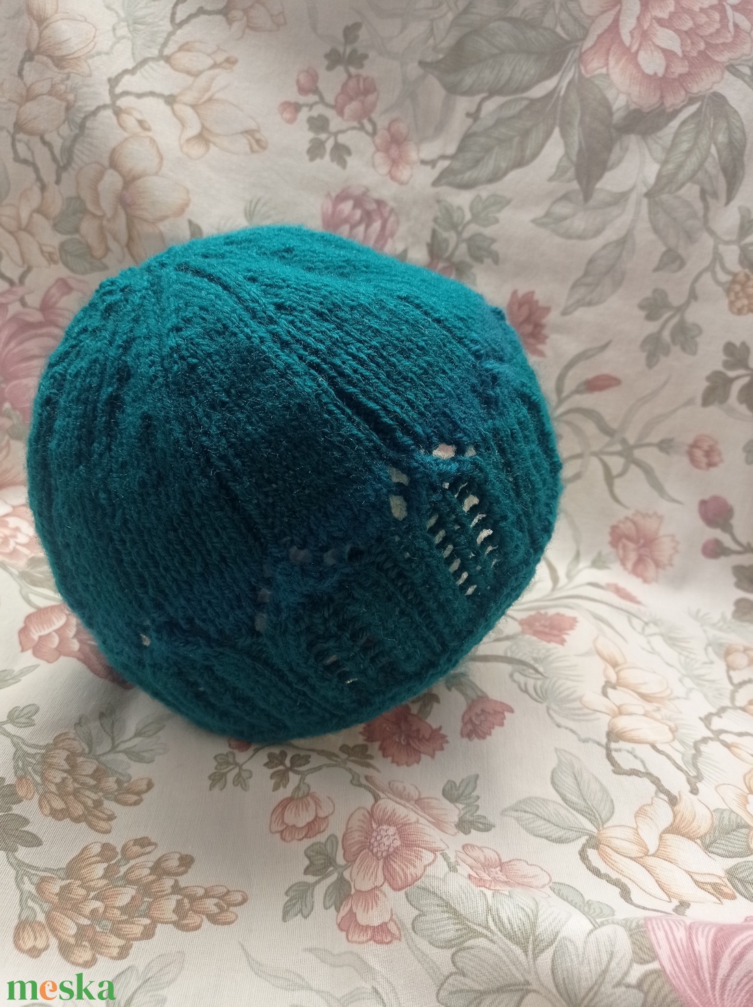 Az évszázad színe; áttört, kötött női sapka - diy (csináld magad) - fűzésminták - Meska.hu