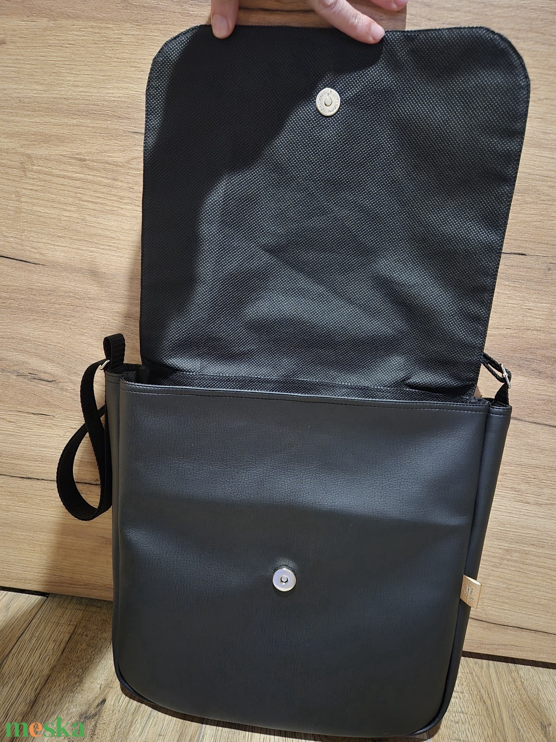 Váll/ oldaltáska  - táska & tok - kézitáska & válltáska - vállon átvethető táska - Meska.hu Váll/ oldaltáska  - táska & tok - kézitáska & válltáska - vállon átvethető táska - Meska.hu