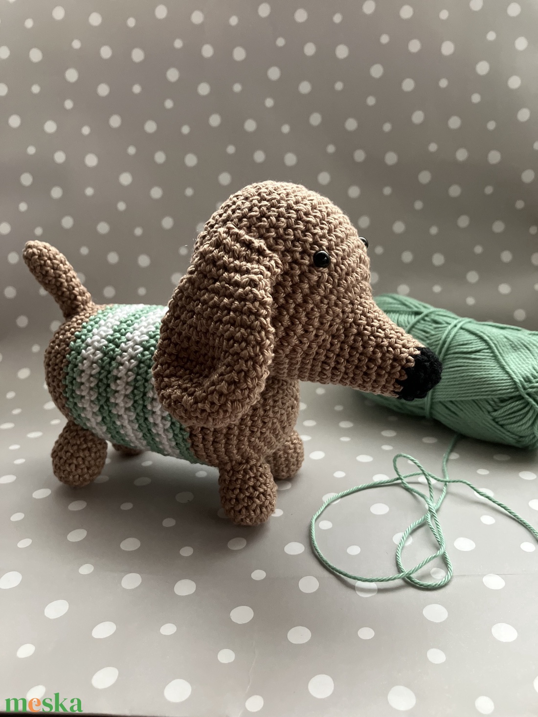 Amigurumi horgolt tacsi - játék & sport - plüssállat & játékfigura - kutya - Meska.hu