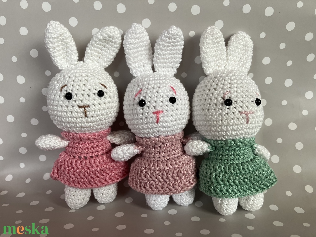 Amigurumi Horgolt mini nyuszi  - játék & sport - plüssállat & játékfigura - nyuszi - Meska.hu