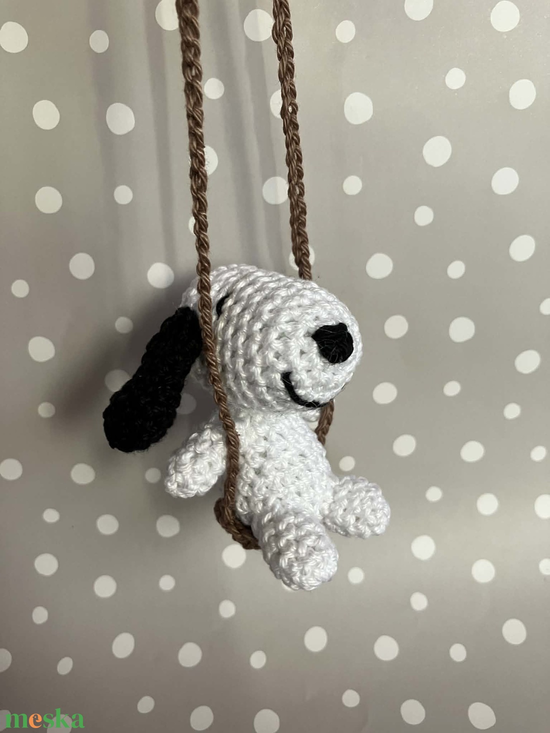 Horgolt Snoopy hintában  - kellékek & szerszámok - dekorációs kellékek - figurák - Meska.hu