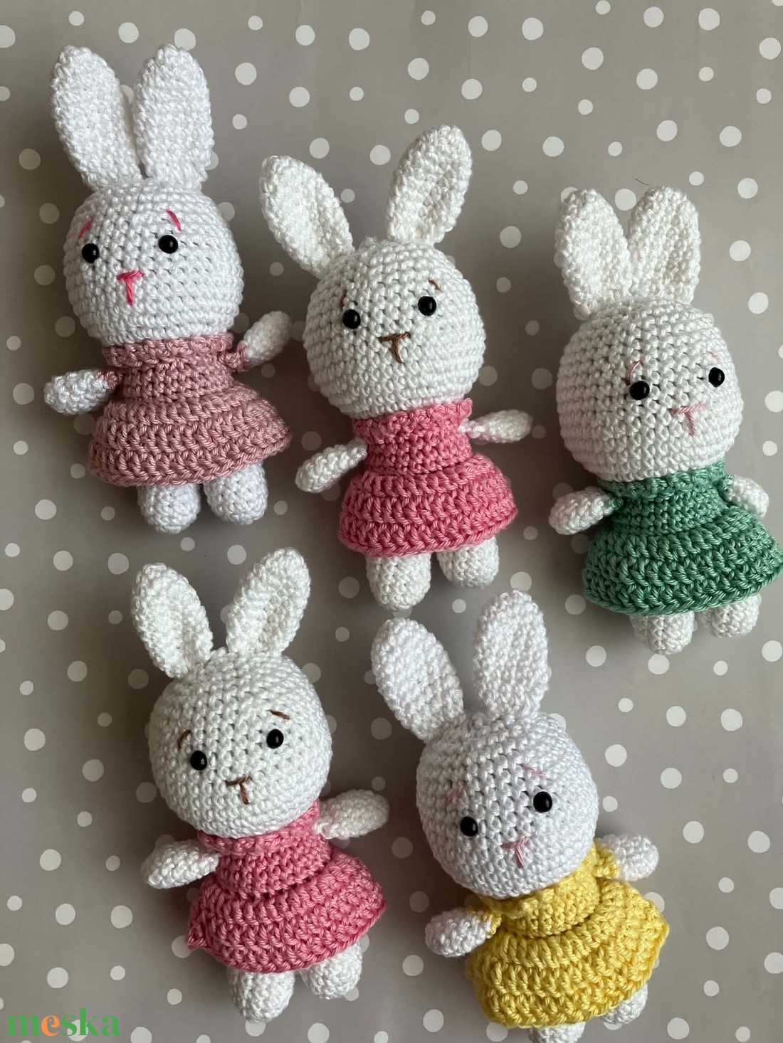 Amigurumi horgolt mini nyuszi - játék & sport - plüssállat & játékfigura - nyuszi - Meska.hu