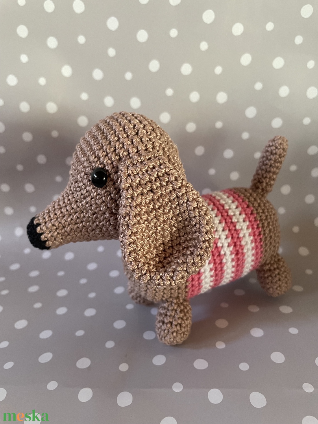 Amigurumi horgolt tacsi - játék & sport - plüssállat & játékfigura - kutya - Meska.hu