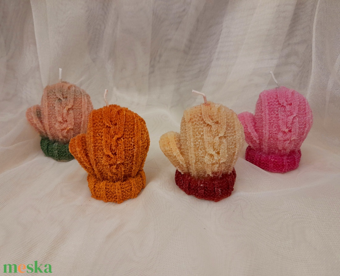 Karácsonyi Kesztyű illatgyertya  - otthon & életmód - gyertya, illat, aroma - gyertya - Meska.hu