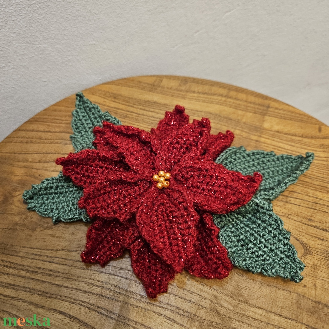 Mikulásvirág - horgolt asztaldísz - játék & sport - plüssállat & játékfigura - nyuszi - Meska.hu