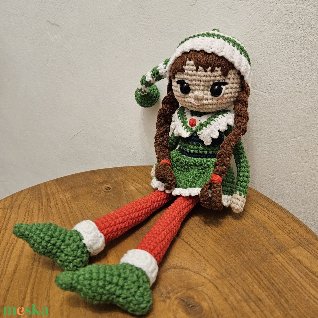 Karácsonyi manó lány - horgolt figurák - játék & sport - plüssállat & játékfigura - nyuszi - Meska.hu