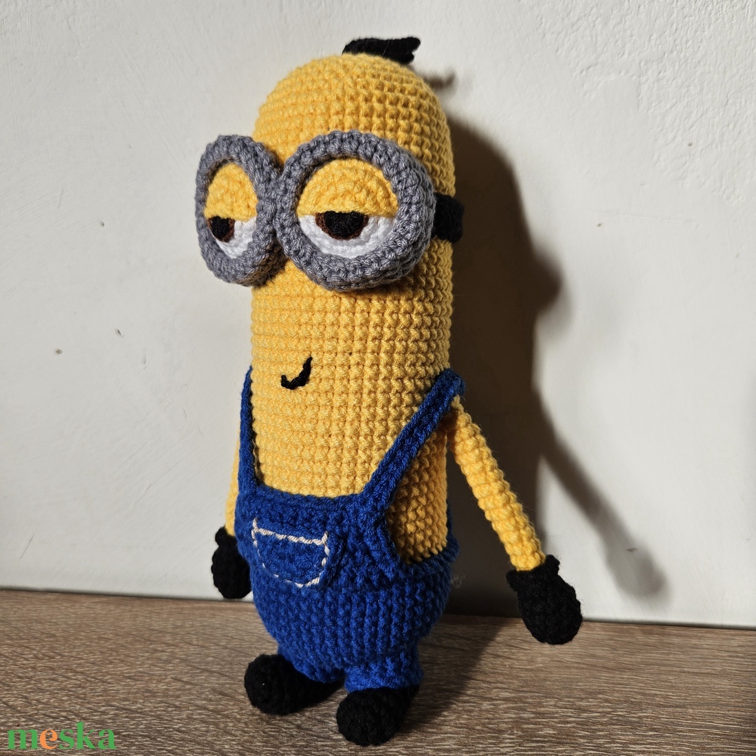 Gru minion - horgolt játékfigura - játék & sport - plüssállat & játékfigura - nyuszi - Meska.hu