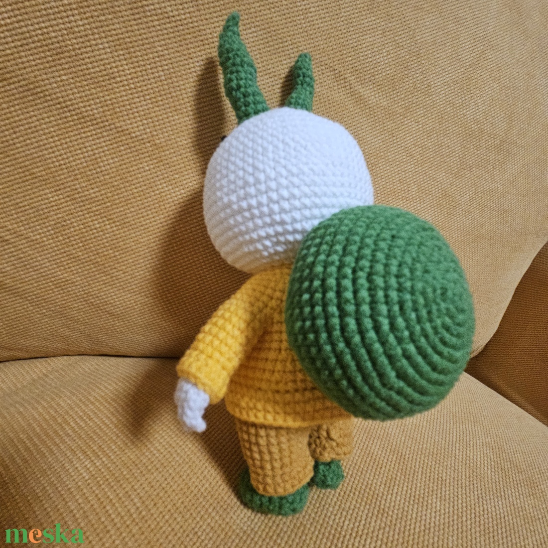 Gömbi (Bogyó és Babócából) - horgolt játékfigura - játék & sport - plüssállat & játékfigura - nyuszi - Meska.hu