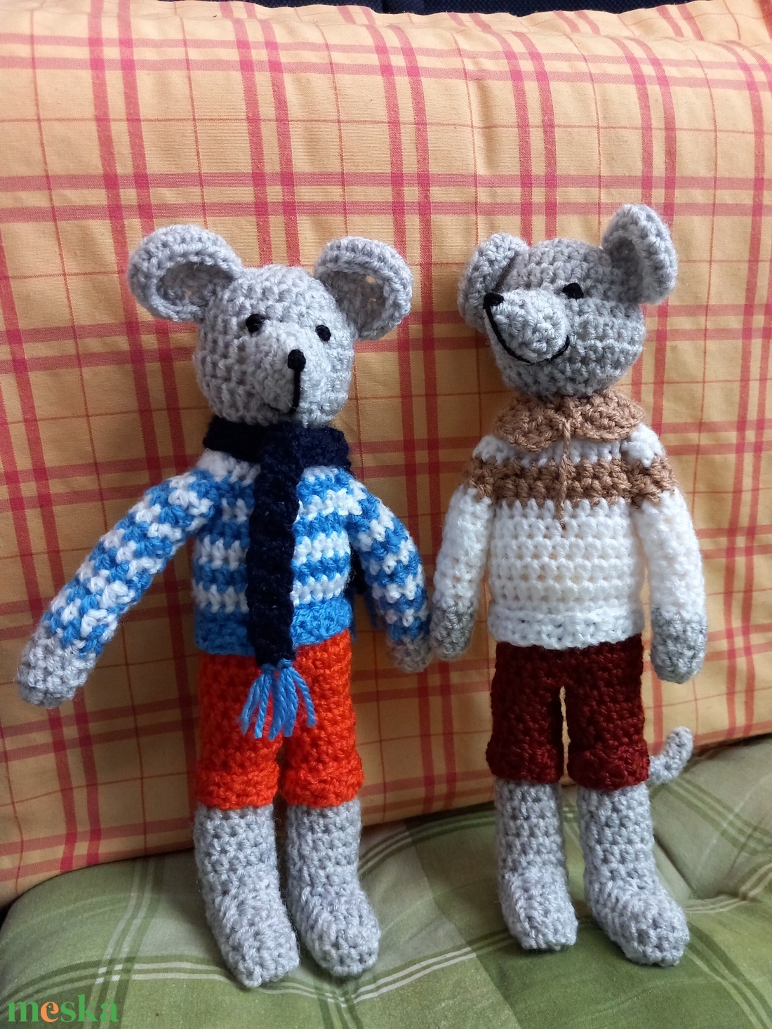 Horgolt egérke,mesefigura - játék & sport - plüssállat & játékfigura - egér - Meska.hu