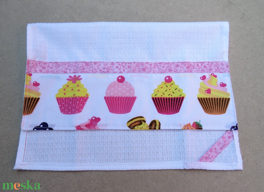 Cupcake sütőkesztyűk törlőkendővel - otthon & életmód - konyhafelszerelés, tálalás - konyhai textil - edényfogó & edényfedő - Meska.hu