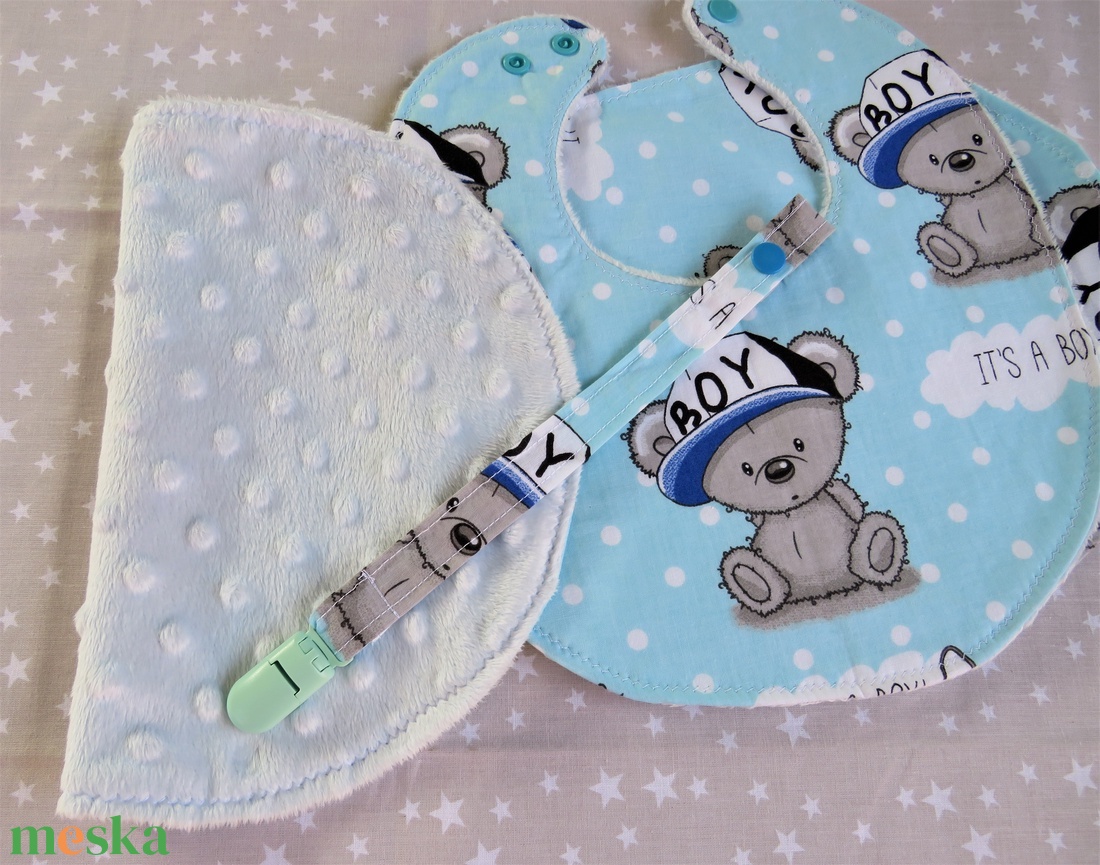 Babaköszöntő ajándékcsomag - Kék fiú mackós - játék & sport - babalátogató ajándékcsomag - Meska.hu