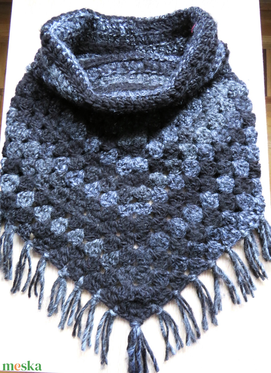 Női horgolt nyakmelegítő sál - ruha & divat - sál, sapka, kendő - sál - Meska.hu