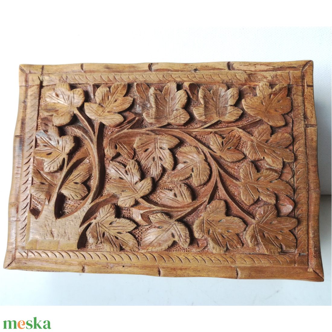 Életfa mintával faragott diófa kincses ládikó ékszertartó doboz - otthon & életmód - dekoráció - asztal és polc dekoráció - díszdoboz - Meska.hu
